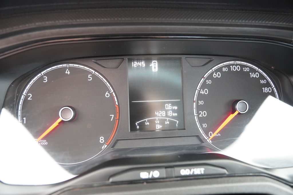 POLO 1.0 MPI TRACK MANUAL12