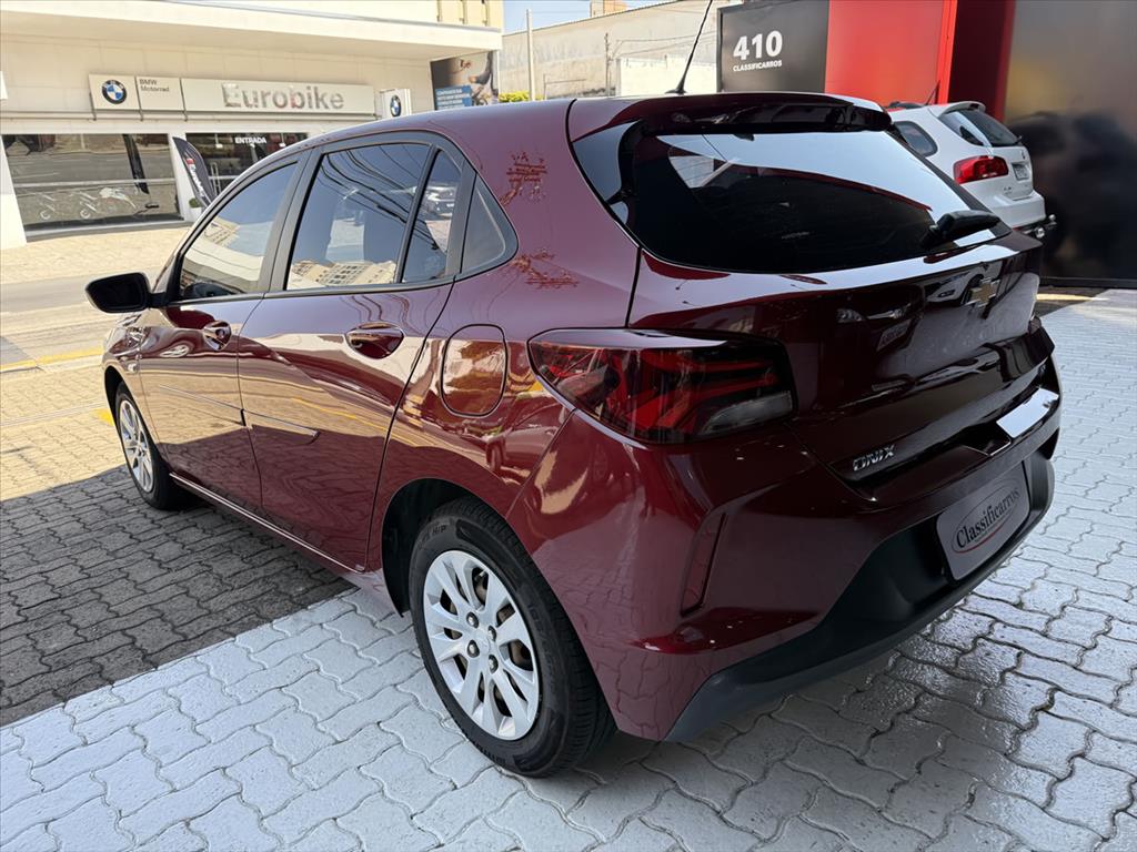 Chevrolet Onix - 1.0 FLEX LT MANUAL