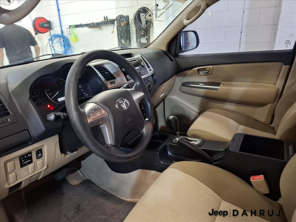 HILUX SW4 2.7 SR 4X2 16V FLEX 4P AUTOMÁTICO HILUX SW4 2.7 SR 4X2 16V FLEX 4P AUTOMÁTICO