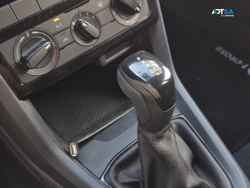 VOLKSWAGEN T-CROSS 1.0 200 TSI TOTAL FLEX SENSE AUTOMÁTICO
