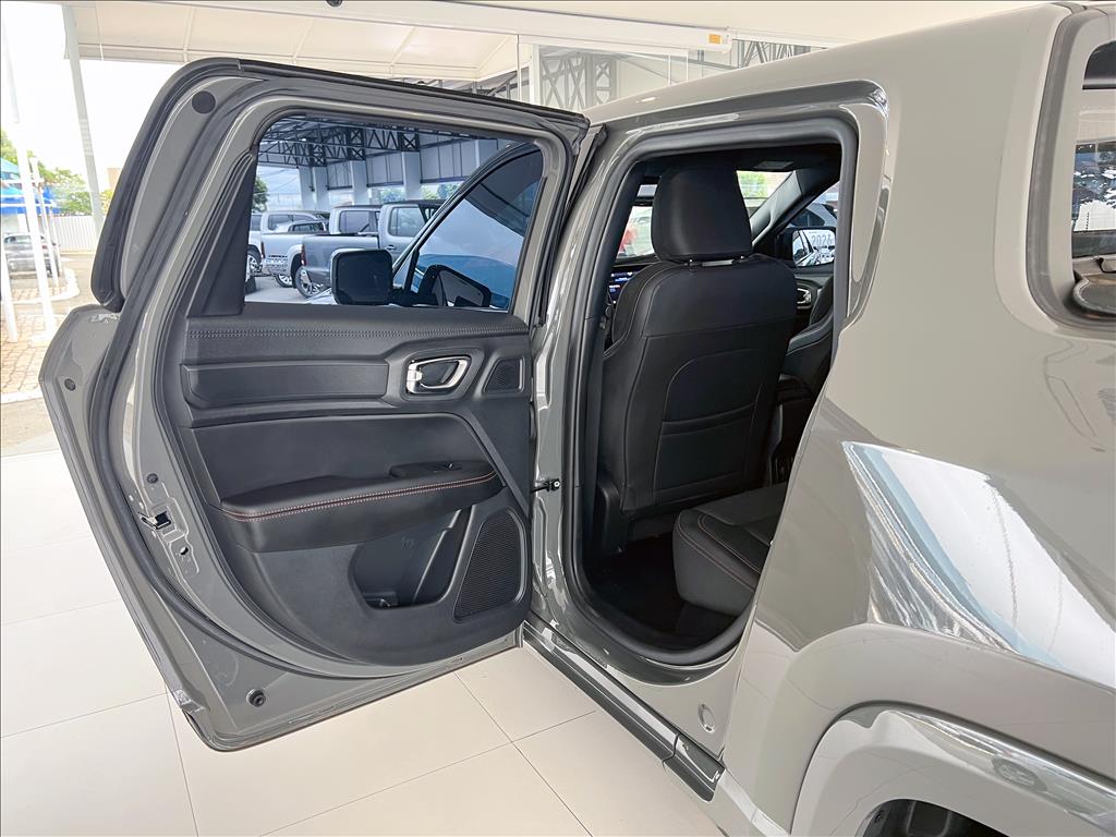 RAMPAGE 2.0 HURRICANE 4 TURBO GASOLINA R/T 4X4 AUTOMÁTICO18