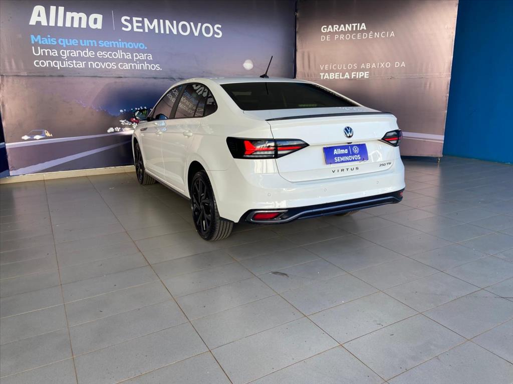 VIRTUS 1.4 250 TSI EXCLUSIVE AUTOMÁTICO6