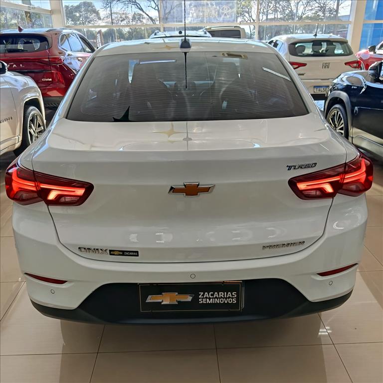 ONIX PLUS 1.0 TURBO FLEX PREMIER AUTOMÁTICO3
