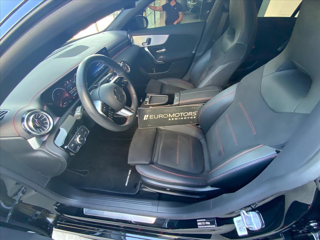 Mercedes-Benz-CLA 200-1.3 MHEV AMG LINE 7G-DCT