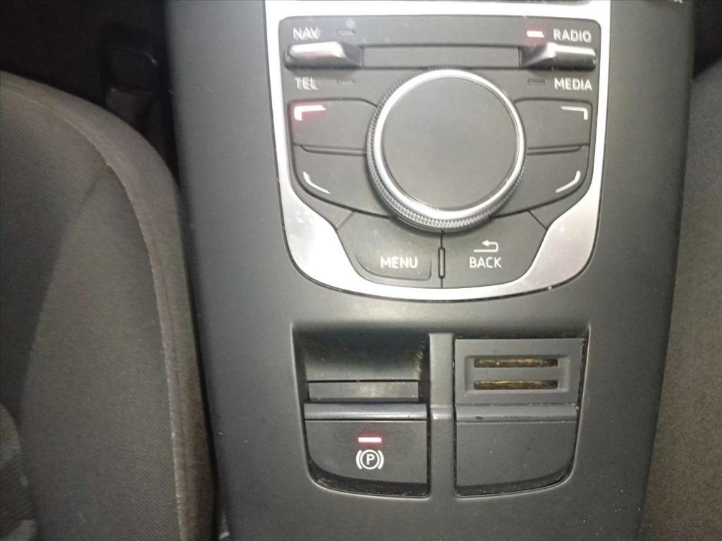 A3 1.4 TFSI SEDAN ATTRACTION 16V GASOLINA 4P S-TRONIC