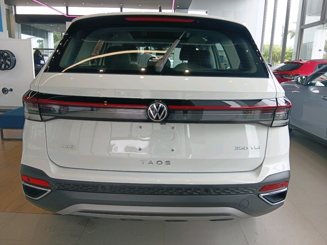 TAOS 1.4 250 TSI TOTAL FLEX HIGHLINE AUTOMÁTICO4