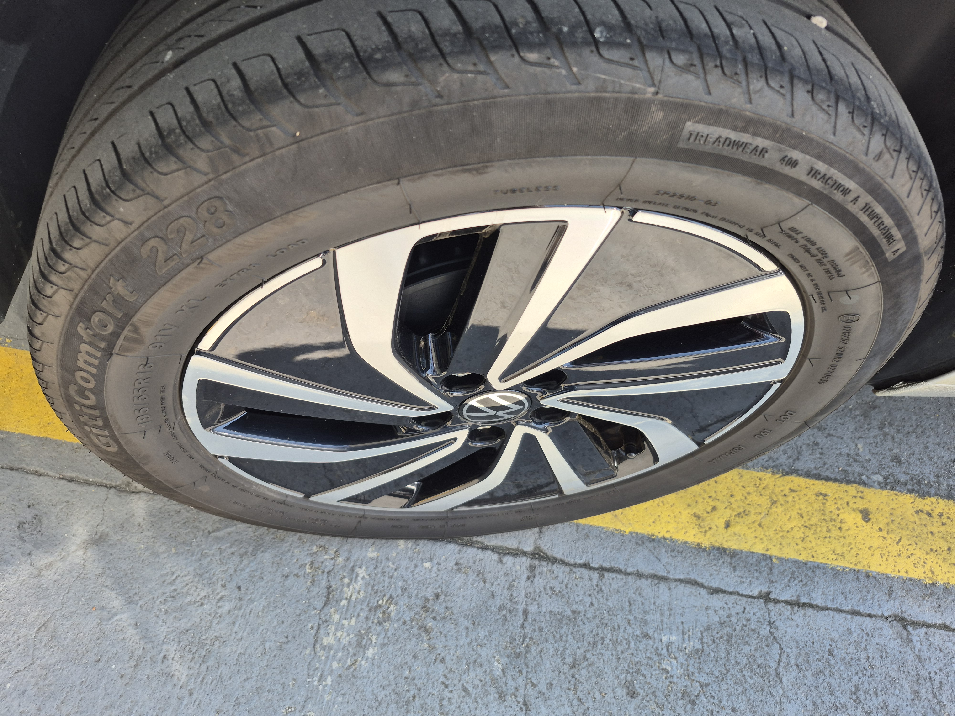 Foto ilustrativa do carro