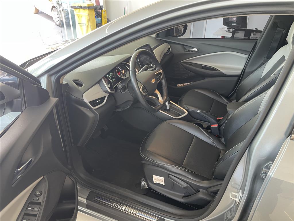 ONIX 1.0 TURBO FLEX LTZ AUTOMÁTICO6