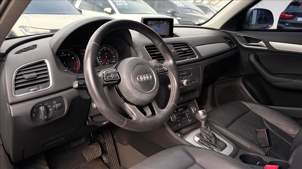 Q3 1.4 TFSI AMBIENTE FLEX 4P S TRONIC9