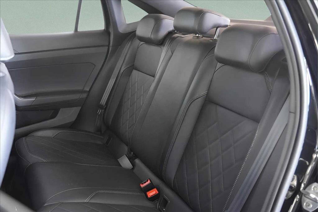 VIRTUS 1.4 250 TSI EXCLUSIVE AUTOMÁTICO10