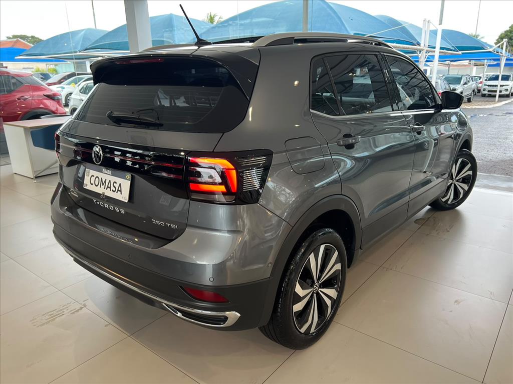 T-CROSS 1.4 250 TSI TOTAL FLEX HIGHLINE AUTOMÁTICO5