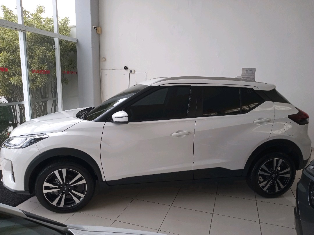 KICKS PLAY 1.6 16V FLEXSTART SENSE XTRONIC6