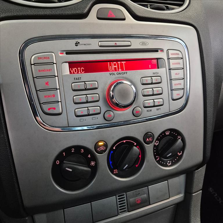 FOCUS 2.0 GLX SEDAN 16V FLEX 4P MANUAL