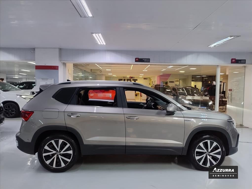 TAOS 1.4 250 TSI TOTAL FLEX COMFORTLINE AUTOMÁTICO8