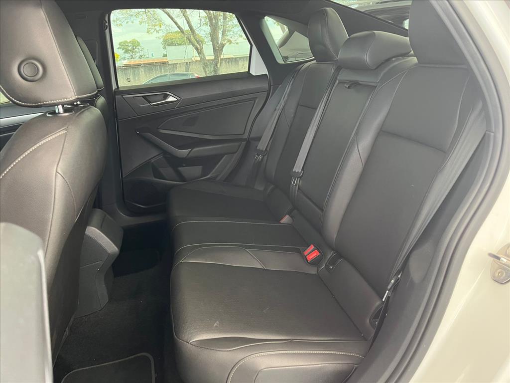 JETTA 1.4 250 TSI TOTAL FLEX R-LINE TIPTRONIC