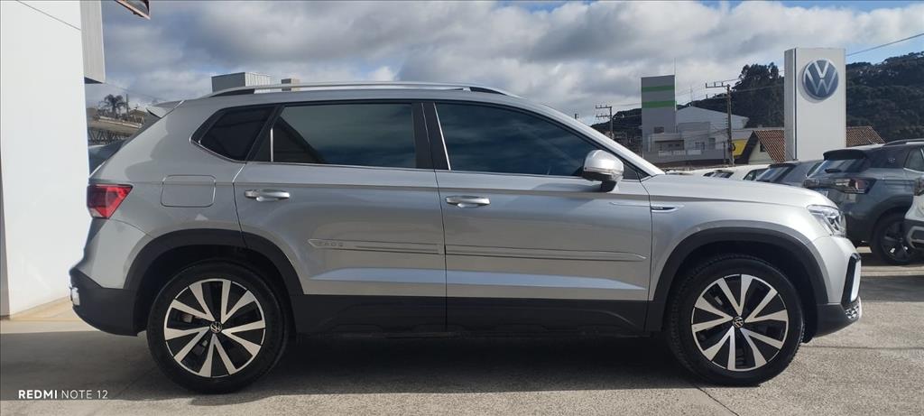 TAOS 1.4 250 TSI TOTAL FLEX HIGHLINE AUTOMÁTICO4