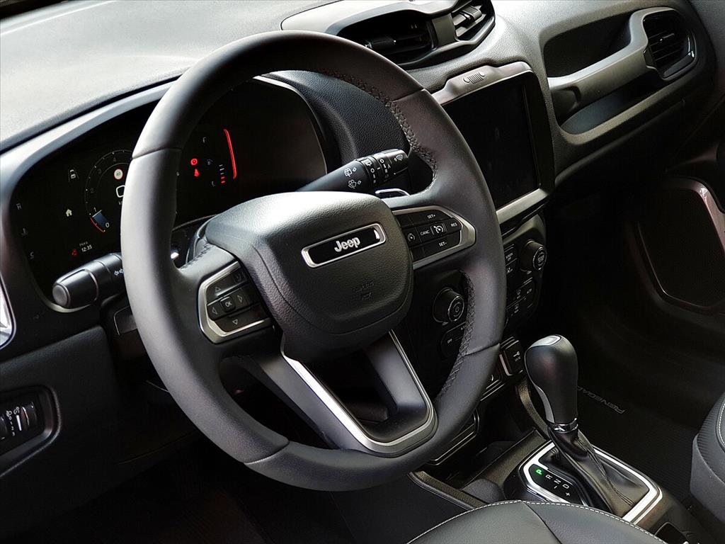 Jeep Renegade - 1.3 T270 TURBO FLEX LONGITUDE AT6