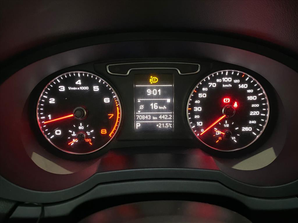 Q3 2.0 TFSI AMBIENTE QUATTRO 4P GASOLINA S TRONIC