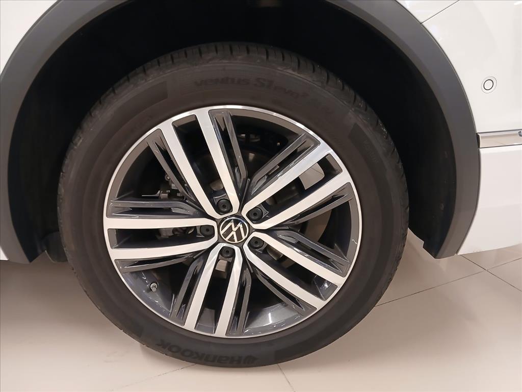 VW - Volkswagen-TIGUAN-2.0 300 TSI GASOLINA ALLSPACE R-LINE AUTOMÁTICO