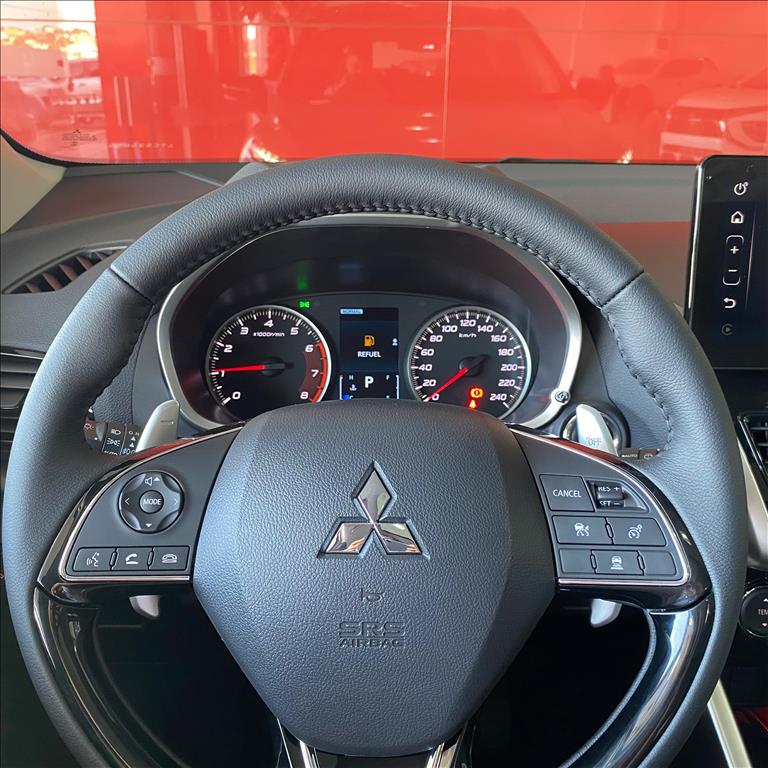 Mitsubishi-ECLIPSE CROSS-1.5 MIVEC TURBO GASOLINA HPE-S S-AWC CVT