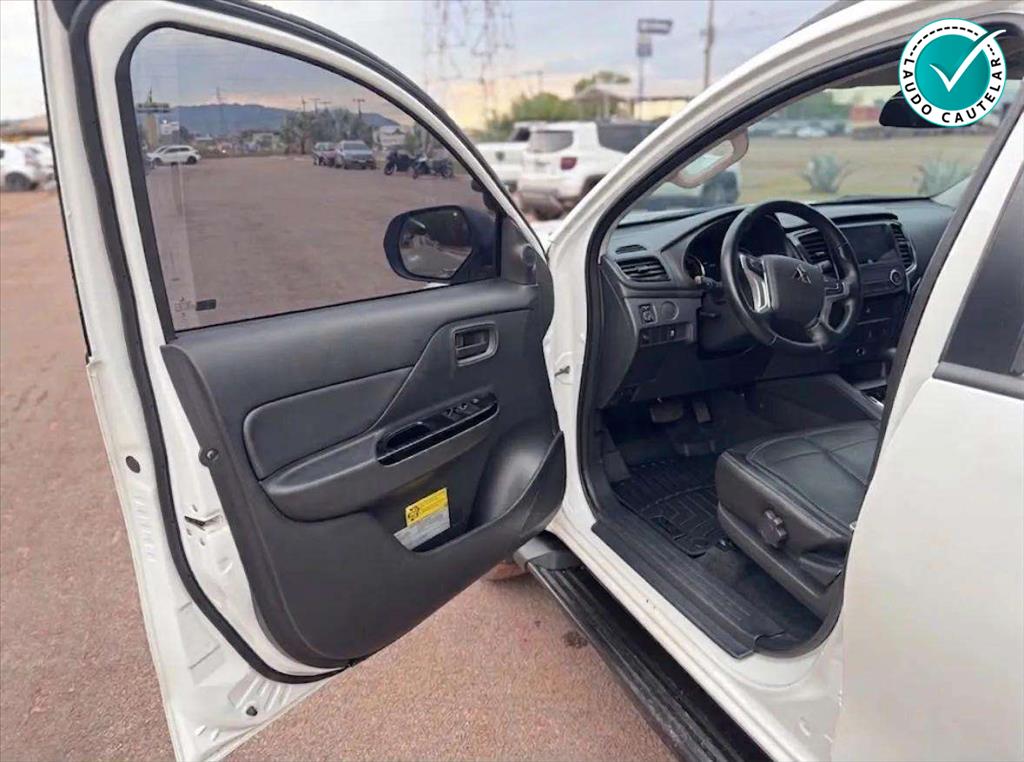 L200 TRITON 2.4 16V TURBO DIESEL SPORT GLS CD 4P 4X4 AUTOMÁTICO11