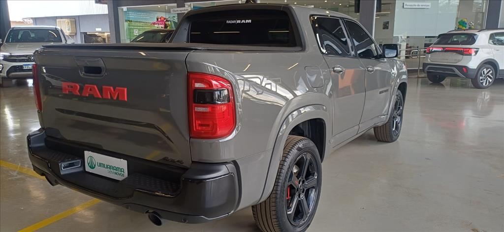 RAMPAGE 2.0 HURRICANE 4 TURBO GASOLINA R/T 4X4 AUTOMÁTICO3