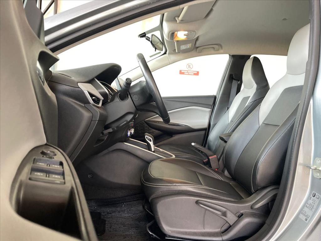 ONIX PLUS 1.0 TURBO FLEX PREMIER AUTOMÁTICO4