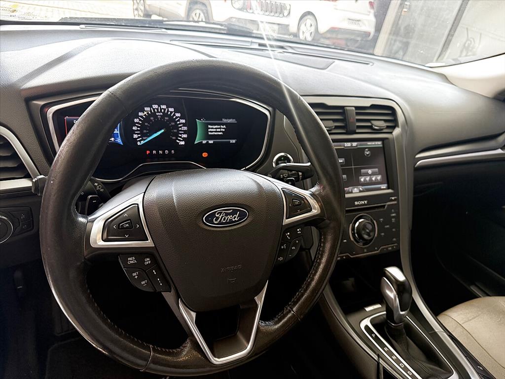 Ford Fusion - 2.0 TITANIUM AWD 16V GASOLINA 4P AUTOMÁTICO