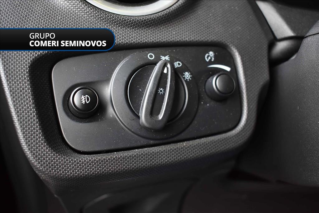 FIESTA 1.6 TITANIUM HATCH 16V FLEX 4P POWERSHIFT