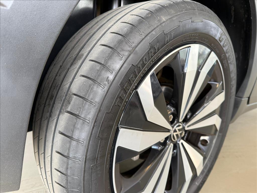 T-CROSS 1.0 200 TSI TOTAL FLEX AUTOMÁTICO12