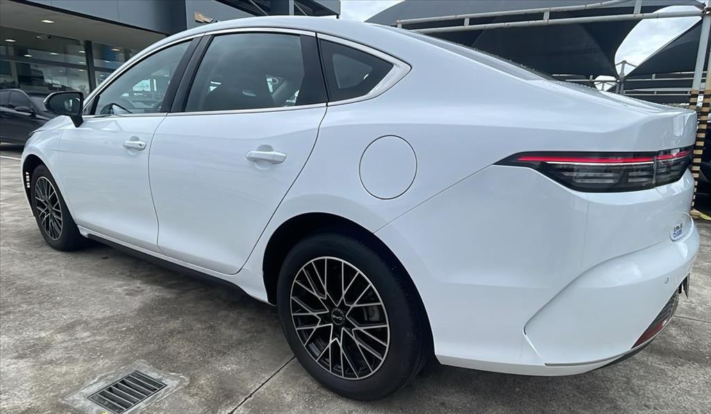 KING 1.5 DM-I PHEV GS AUTOMÁTICO5