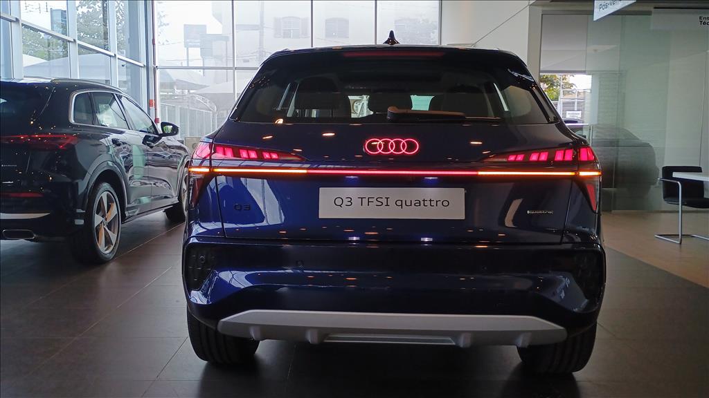 Q3 2.0 TFSI GASOLINA LAUNCH EDITION QUATTRO S TRONIC12