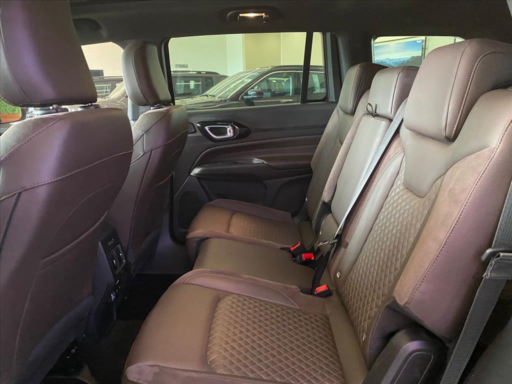 COMMANDER 1.3 T270 TURBO FLEX OVERLAND AT69