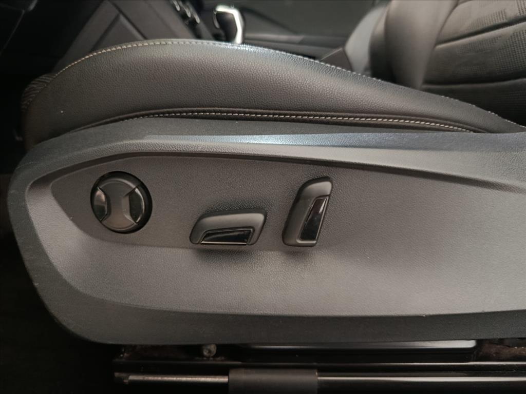 TAOS 1.4 250 TSI TOTAL FLEX HIGHLINE AUTOMÁTICO10