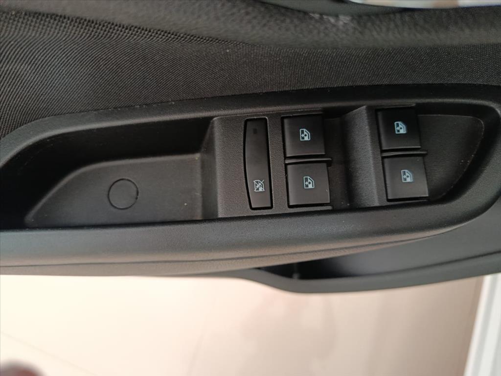 ONIX 1.4 MPFI LTZ 8V FLEX 4P AUTOMÁTICO10