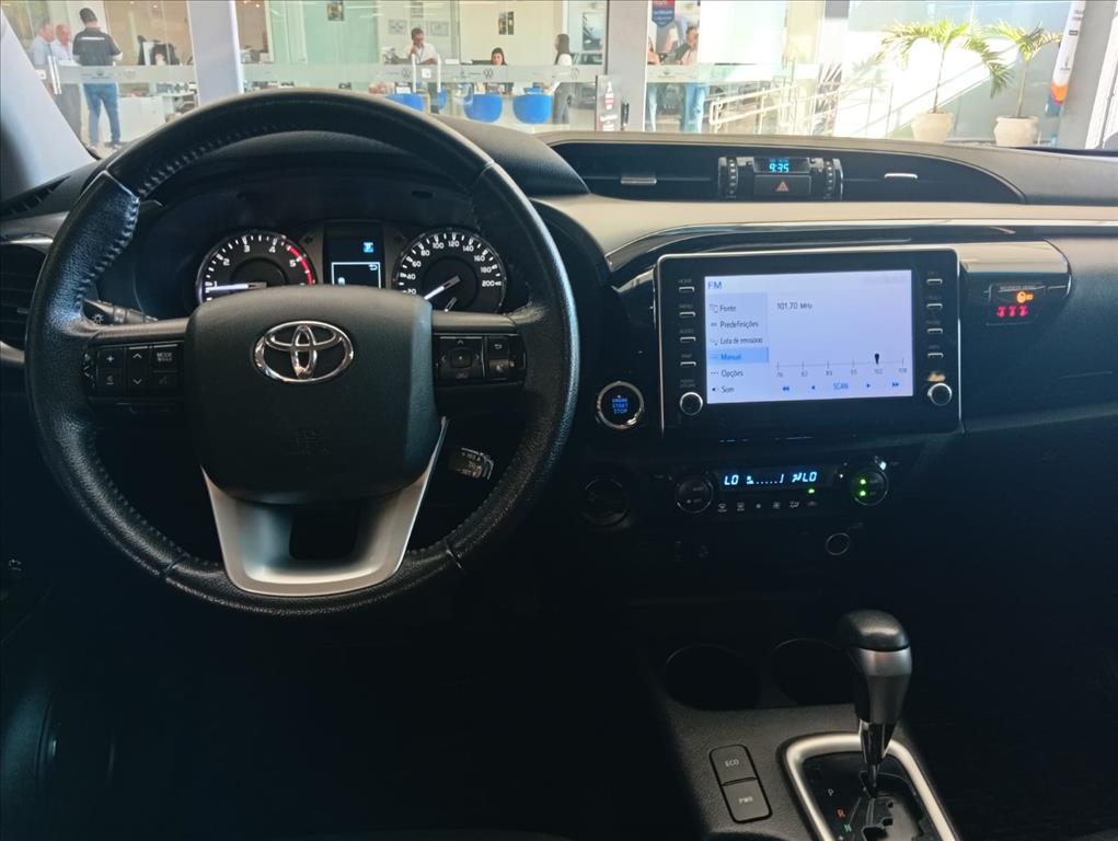 HILUX 2.8 D-4D TURBO DIESEL CD SRV 4X4 AUTOMÁTICO10
