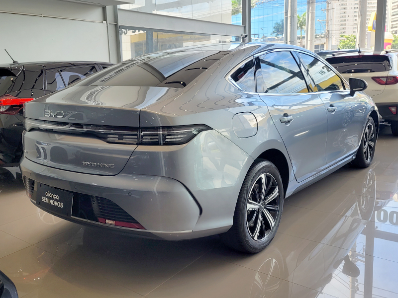 KING 1.5 DM-I PHEV GS AUTOMÁTICO4
