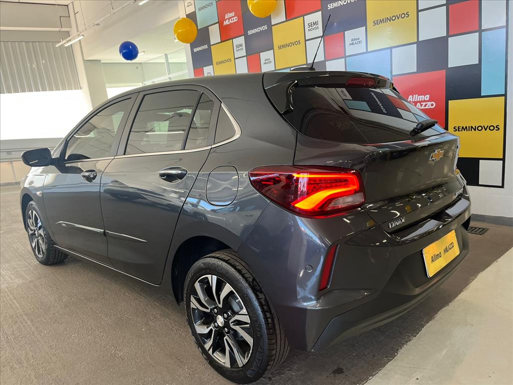 ONIX 1.0 TURBO FLEX PREMIER AUTOMÁTICO3