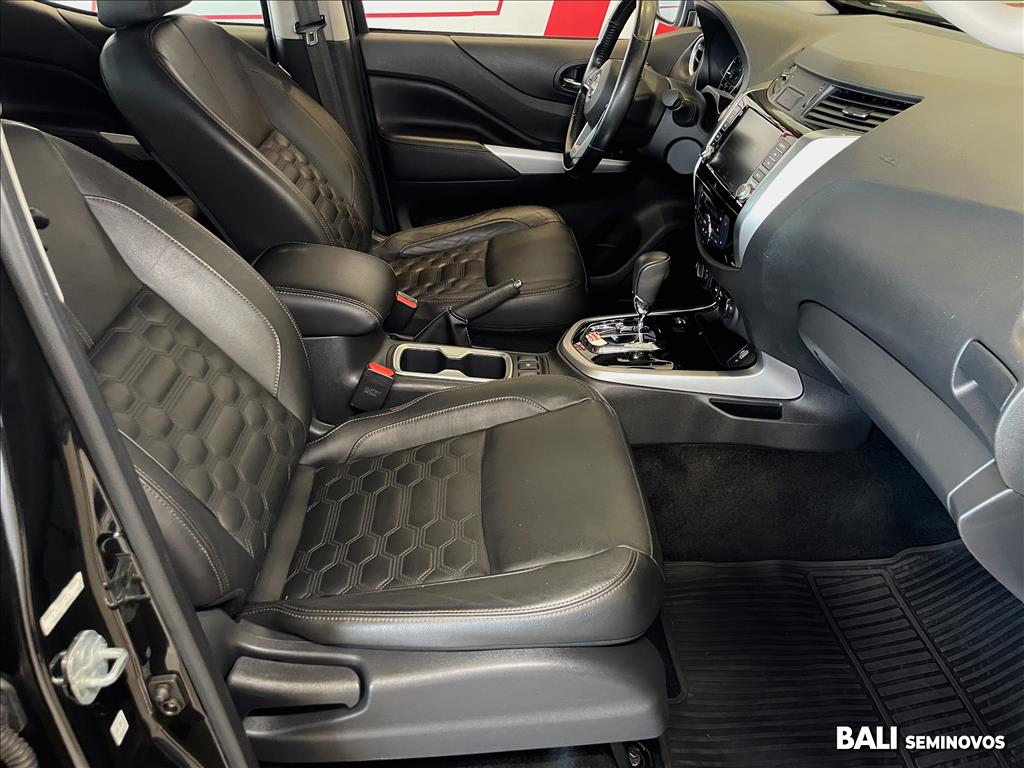 FRONTIER 2.3 16V TURBO DIESEL PLATINUM CD 4X4 AUTOMÁTICO12