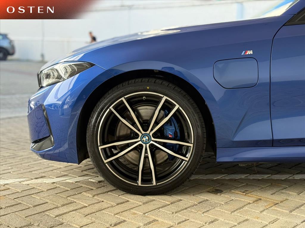 BMW-330e-2.0 16V TURBO HÍBRIDO M SPORT AUTOMÁTICO