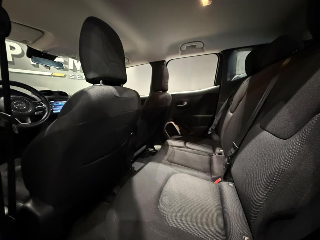 RENEGADE 1.8 16V FLEX STD 4P AUTOMÁTICO8