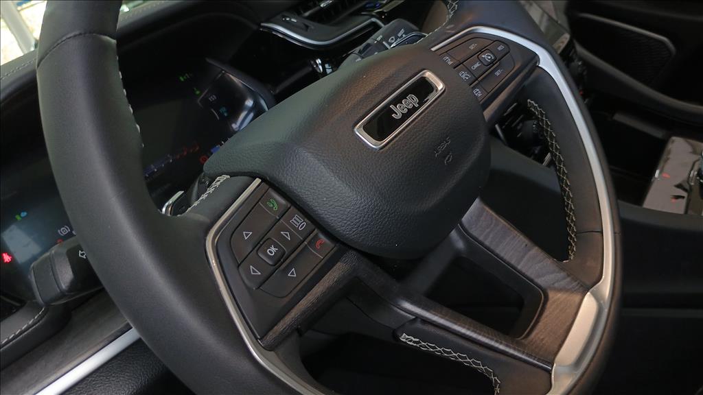 GRAND CHEROKEE 2.0 TURBO HÍBRIDO 4XE AT88
