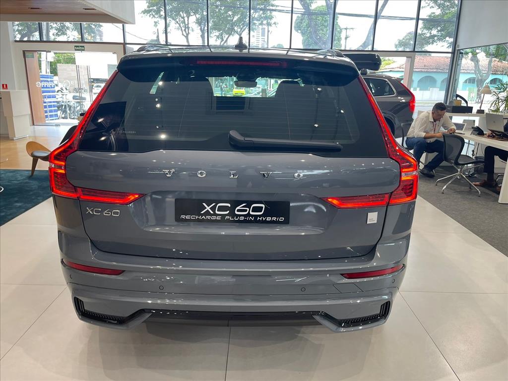 XC60 2.0 T8 RECHARGE POLESTAR ENGINEERED AWD GEARTRONIC4
