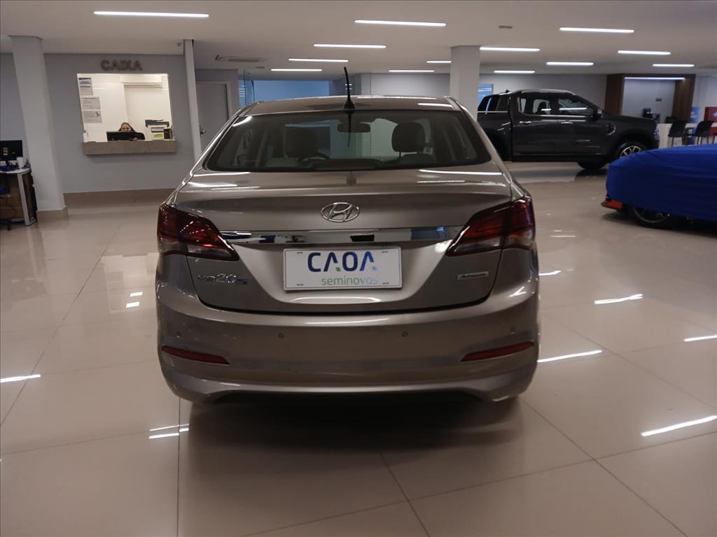 Hyundai-HB20S-1.6 PREMIUM 16V FLEX 4P AUTOMÁTICO