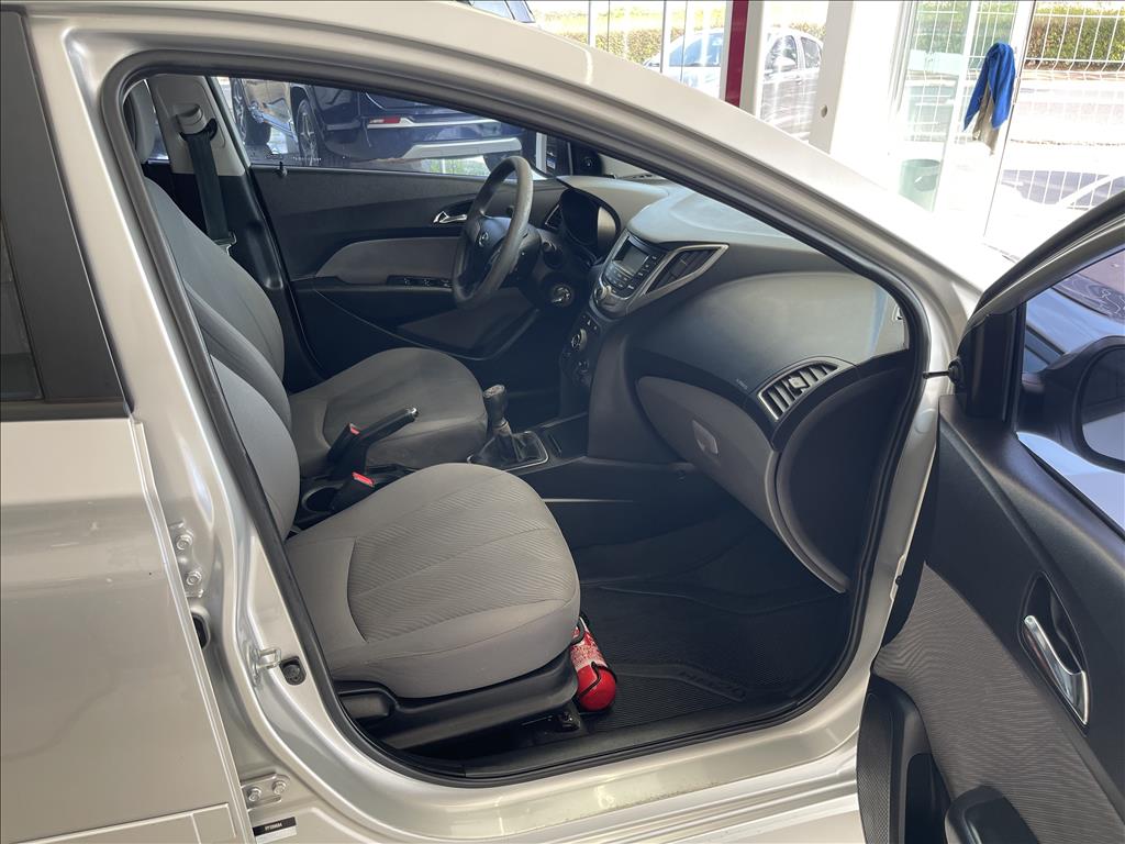 HB20S 1.6 COMFORT PLUS 16V FLEX 4P MANUAL HB20S 1.6 COMFORT PLUS 16V FLEX 4P MANUAL