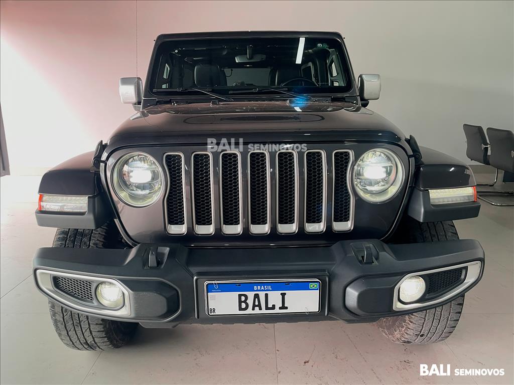 WRANGLER 2.0 TURBO GASOLINA UNLIMITED OVERLAND 4P 4X4 AT82