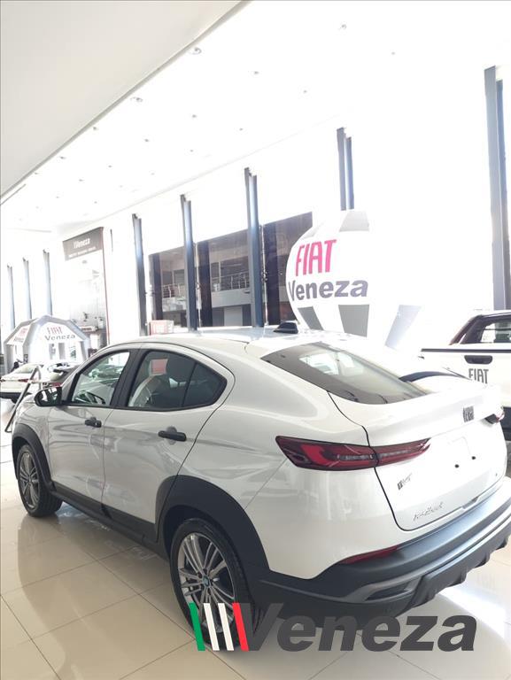 FASTBACK 1.0 TURBO 200 FLEX CVT4