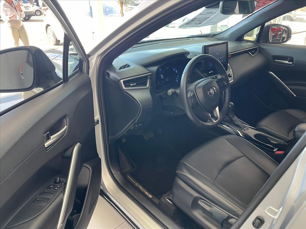 Toyota-COROLLA CROSS-2.0 VVT-IE FLEX XRE DIRECT SHIFT