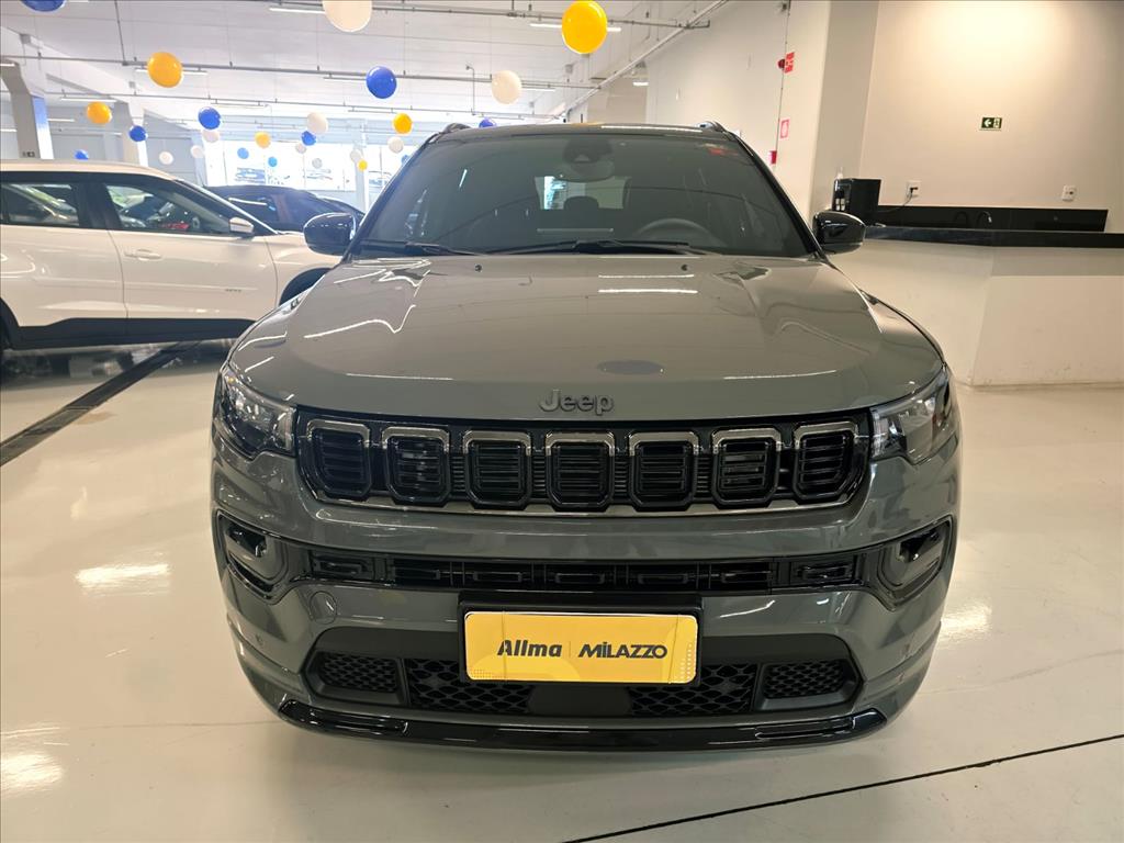 COMPASS 2.0 HURRICANE 4 TURBO GASOLINA BLACKHAWK AT91