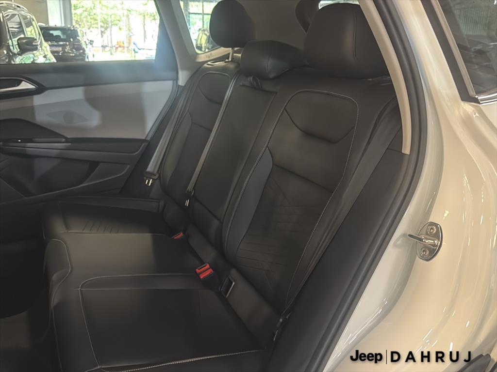 TAOS 1.4 250 TSI TOTAL FLEX COMFORTLINE AUTOMÁTICO9